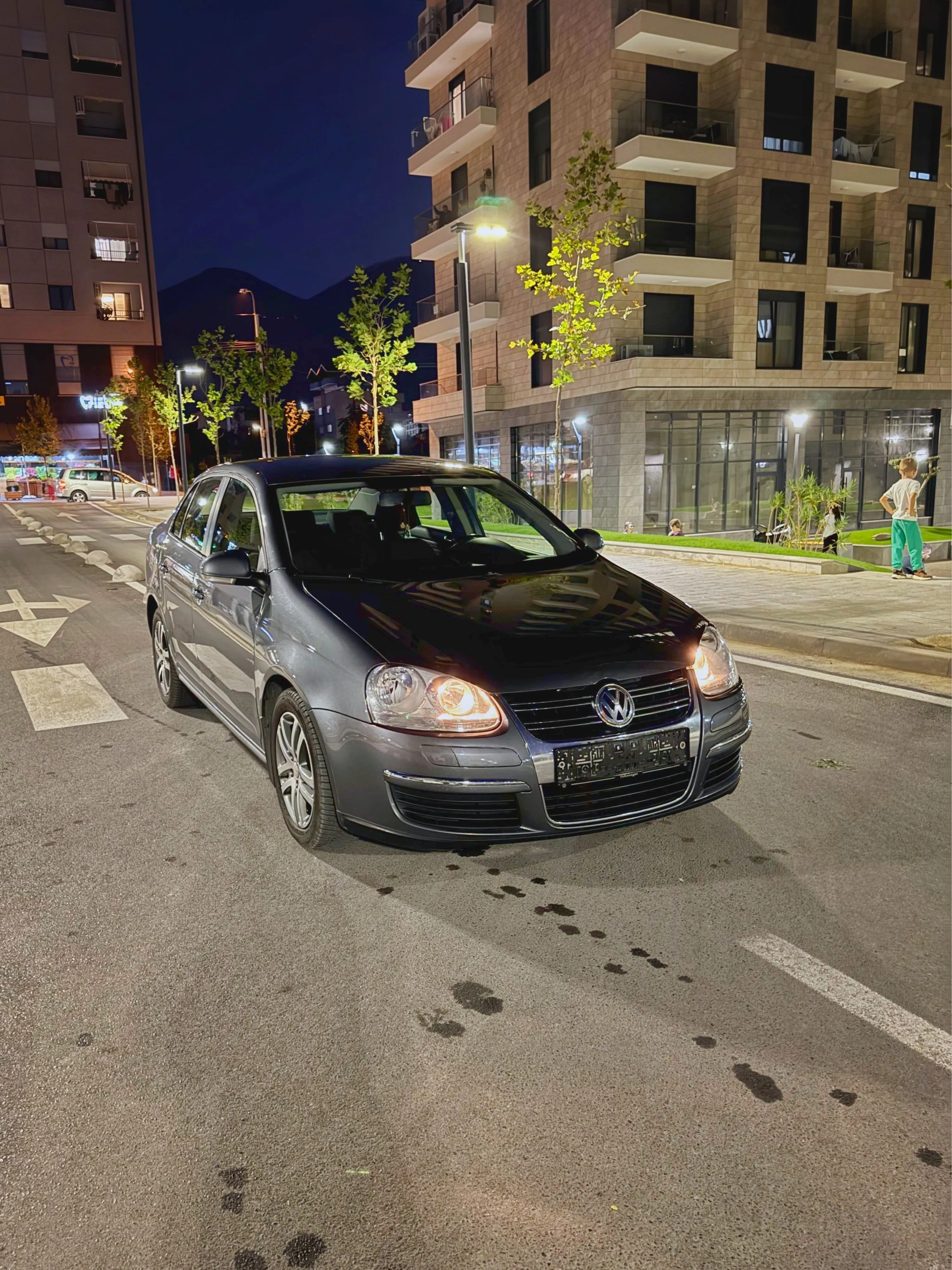 Volkswagen Jetta Mk5 (2009)